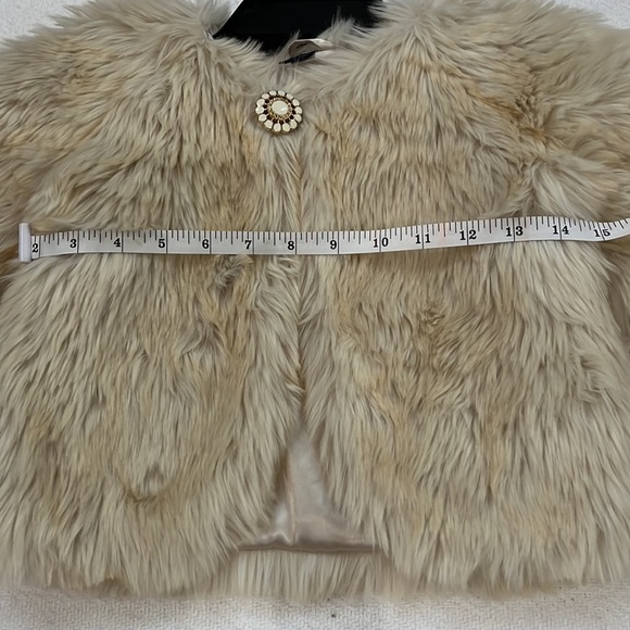 GAP Girls Faux Fur Winter Jacket With Flower Button Size L/XL EUC - Picture 12 of 16
